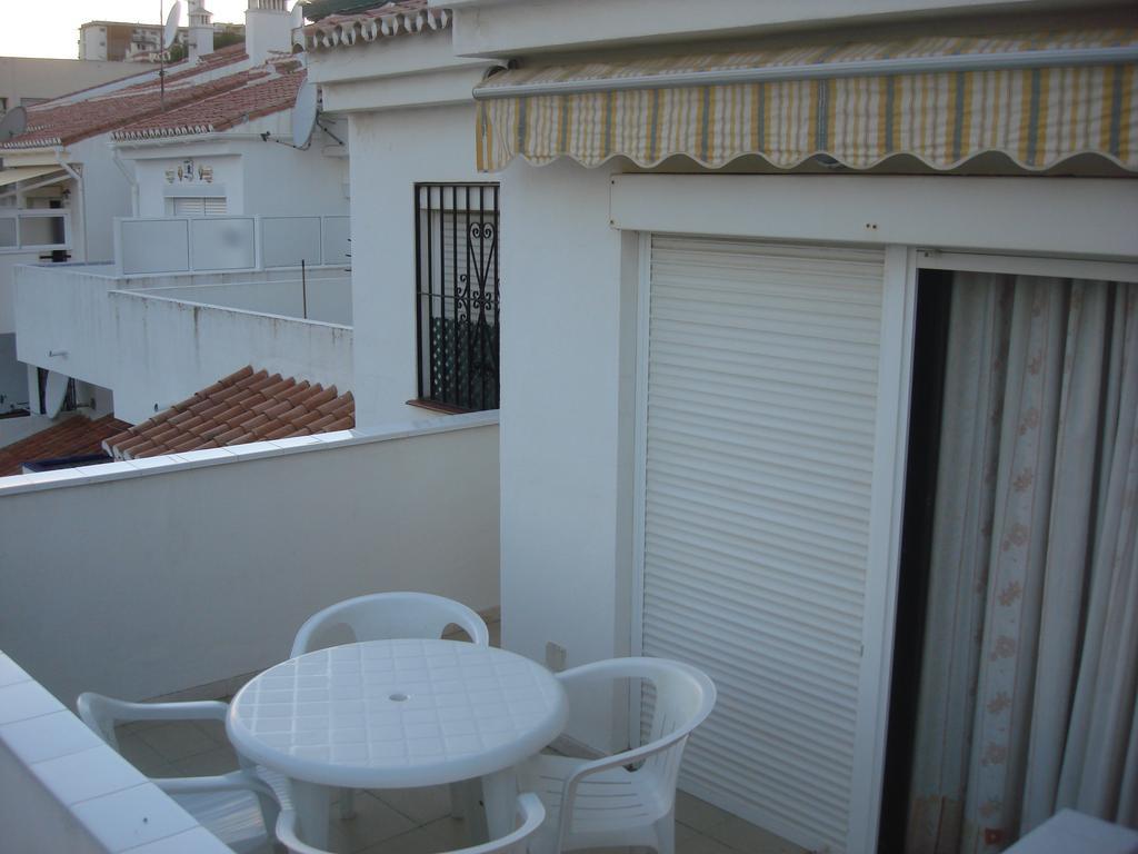 Apartamentos SOL y PLAYA Torremolinos Habitación foto